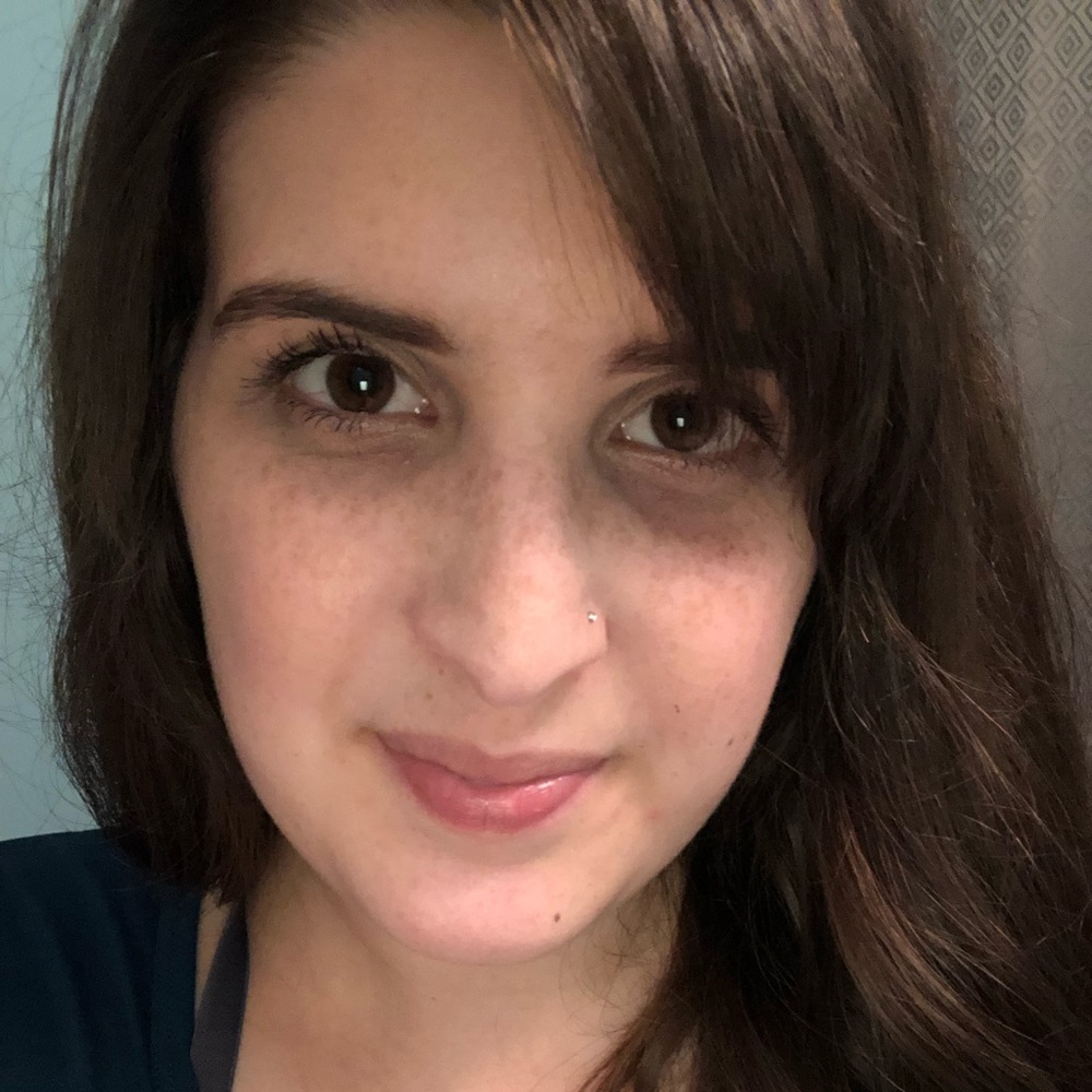 Meet your Posher, Ashley